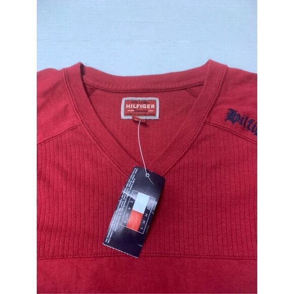 NWT Vintage Tommy Hilfiger T-shirt - Picture 4 of 9